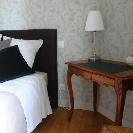 Alojamento de Acomodação e Pequeno-almoço Les Tilleuls - D'hôtes -