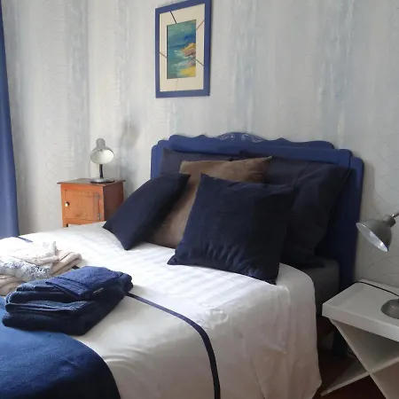 Alojamento de Acomodação e Pequeno-almoço Les Tilleuls - D'hôtes - 3*